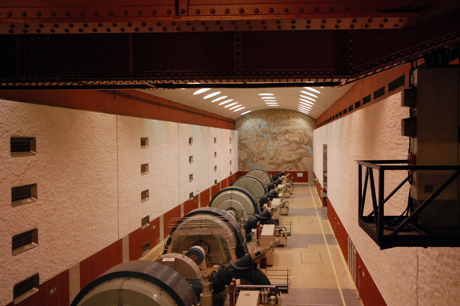 Machine room at Mår power plant